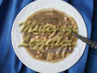 Əriştəli Mərcimək Çorbası